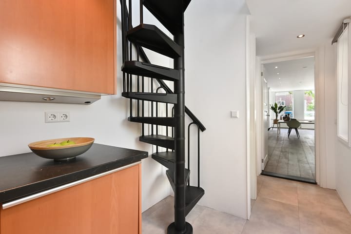 Photo 22 of Tollensstraat 107