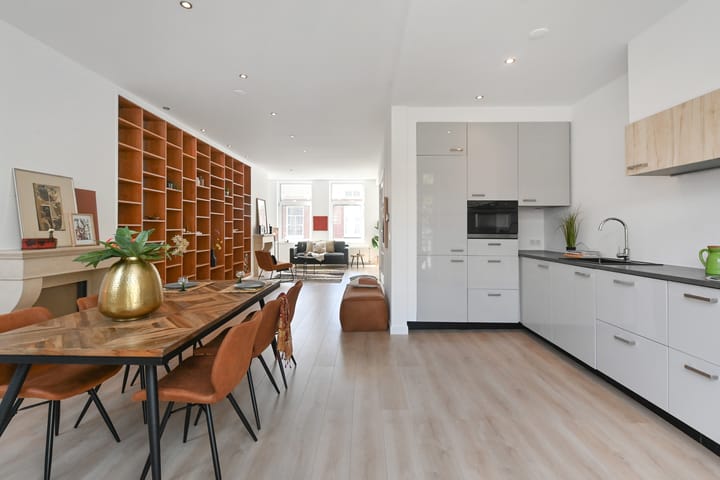 Photo 39 of Tollensstraat 107