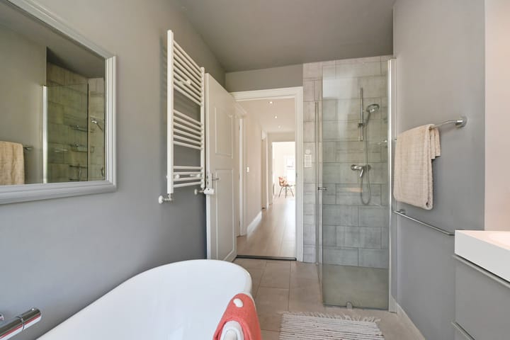 Photo 44 of Tollensstraat 107