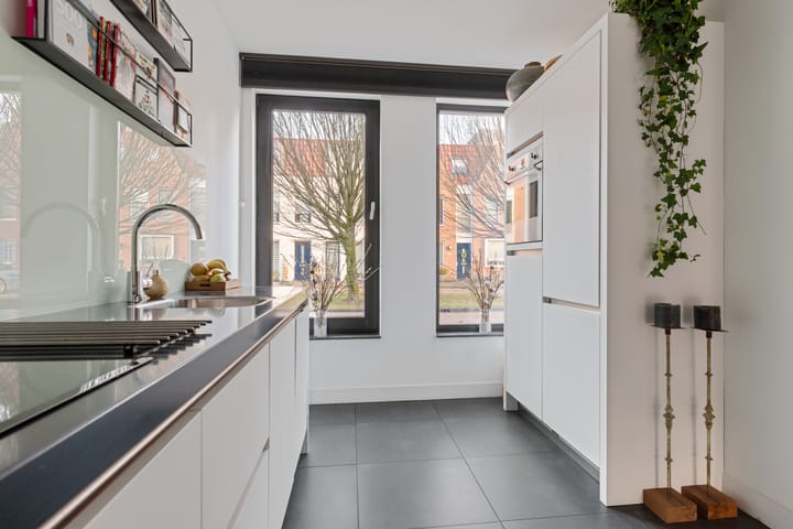 Foto 8 van Chris Lanooystraat 11