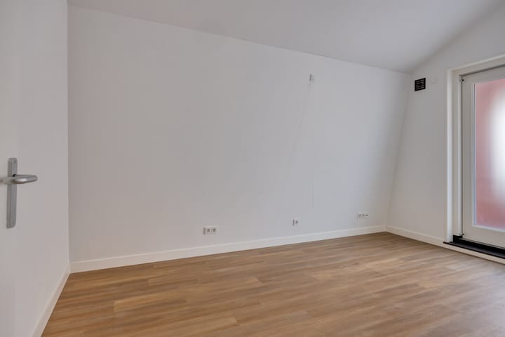 Photo 19 of Kloosterstraat 8-B