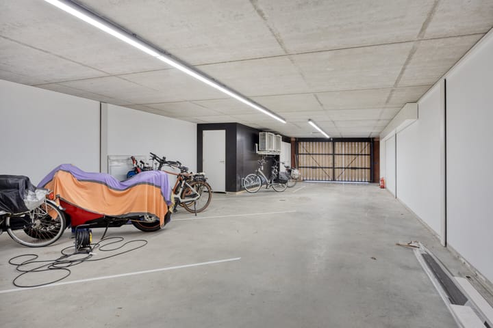 Photo 37 of Kloosterstraat 8-B