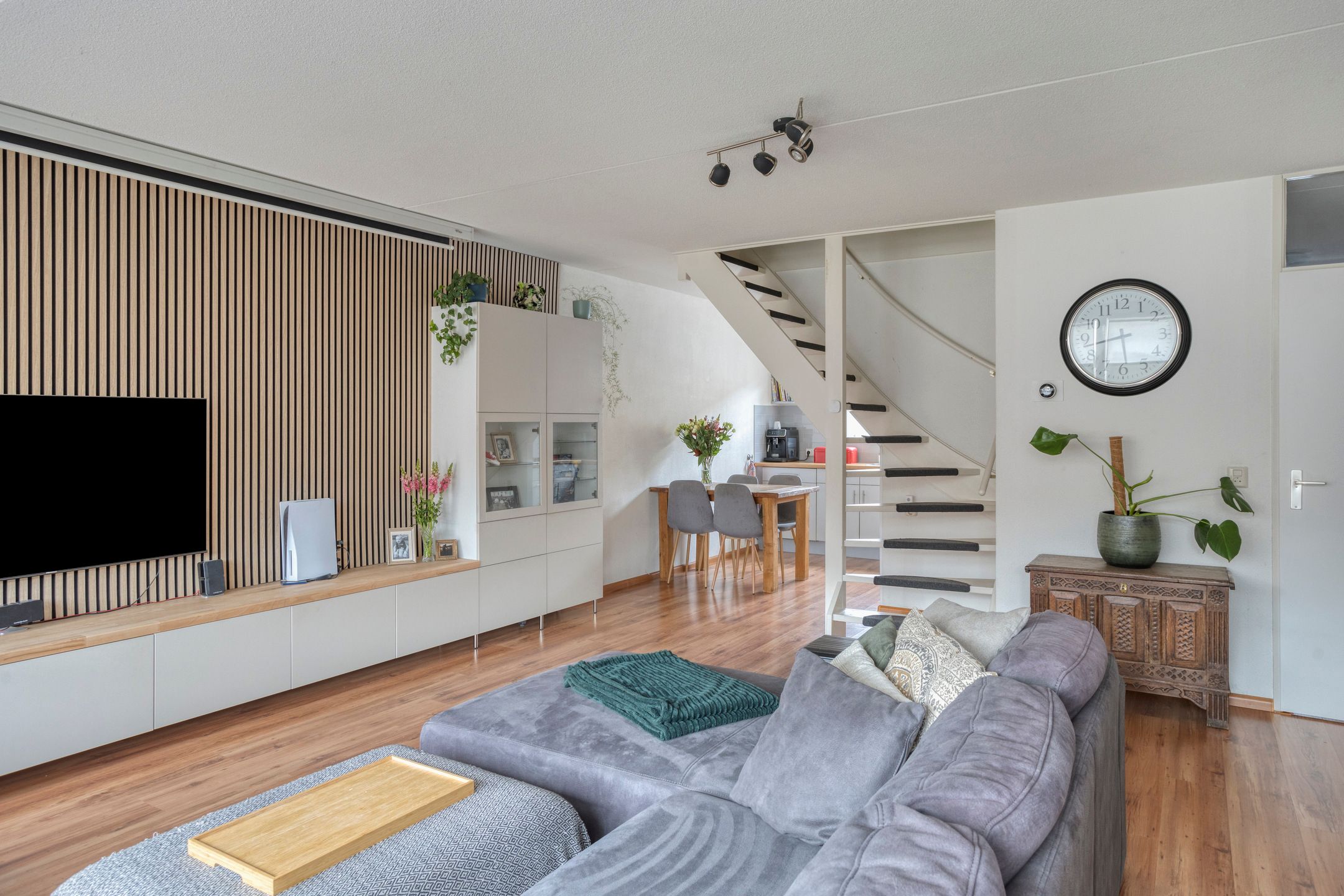 Foto 6 van Gelaarsde Kat 43