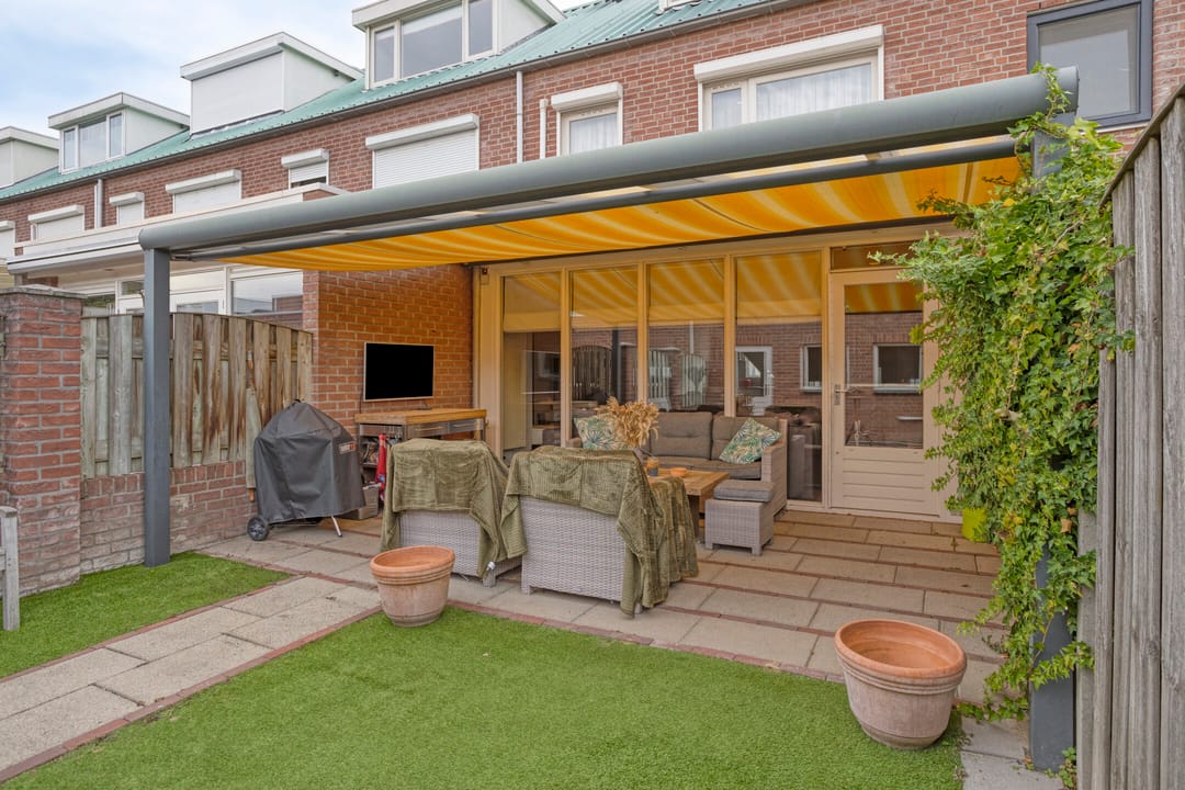 Foto 38 van Gelaarsde Kat 43