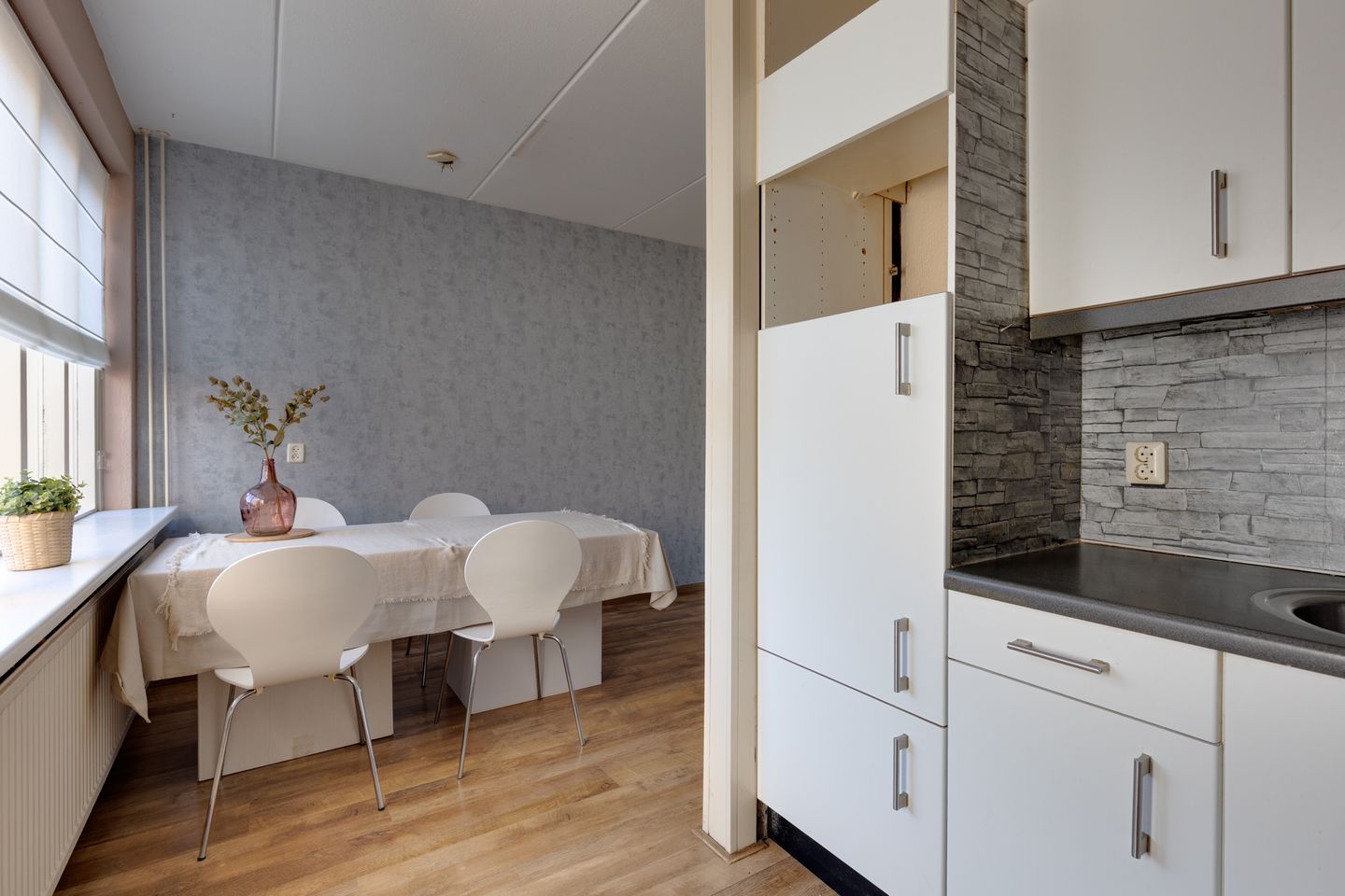 Photo 10 of Thorbeckestraat 8