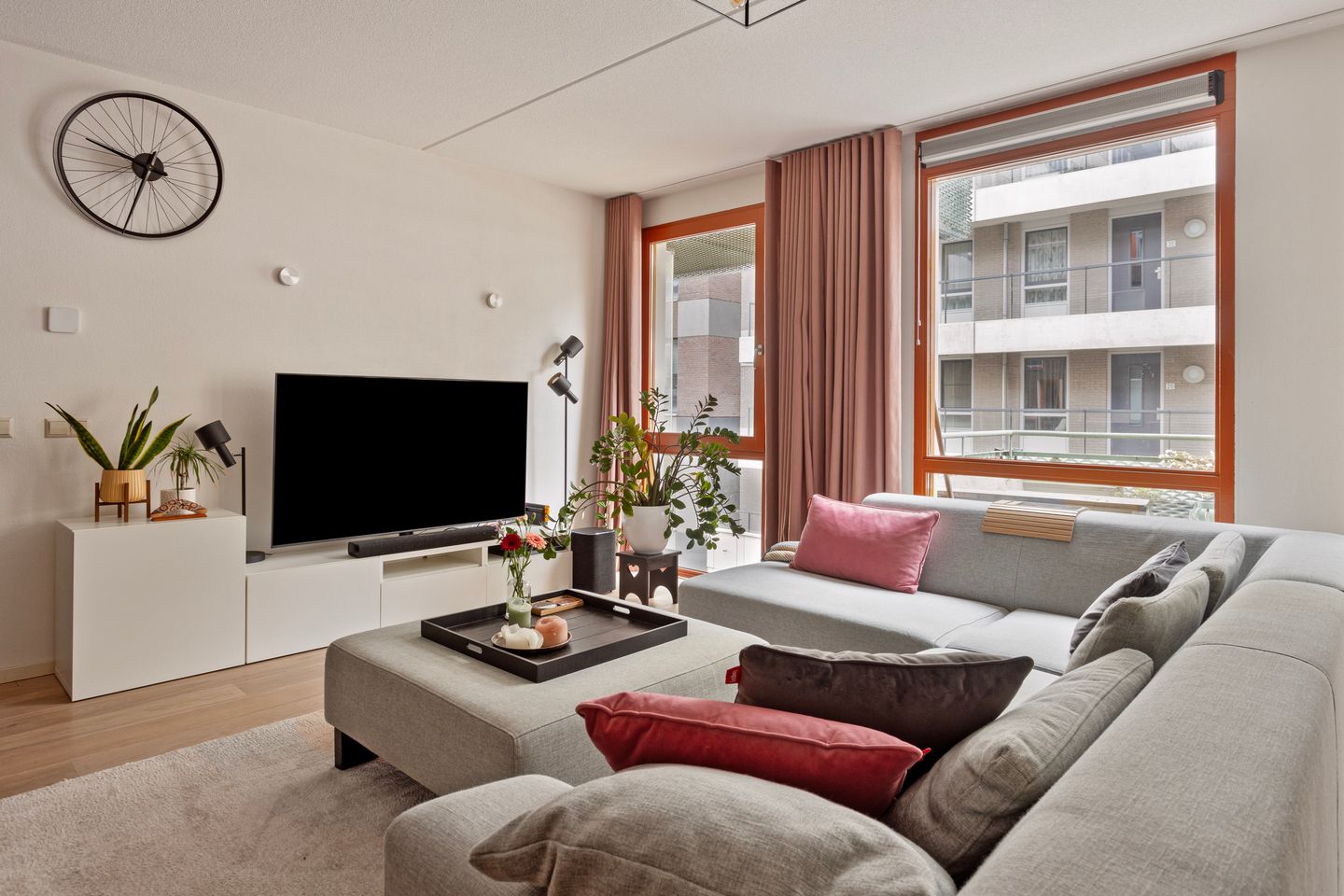 Photo 4 of Bordeslaan 348