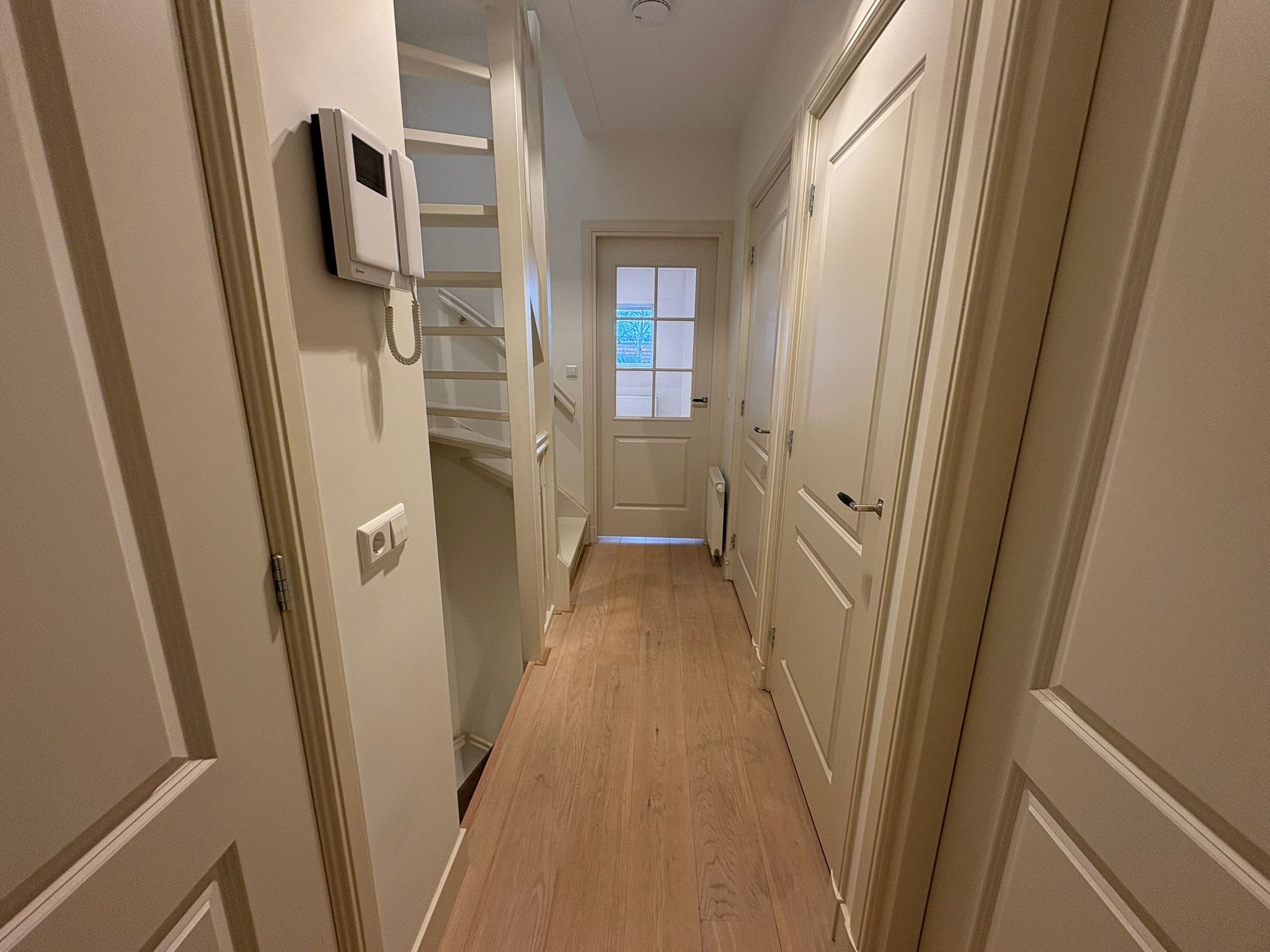 Photo 18 of Frans van Mierisstraat 48-4