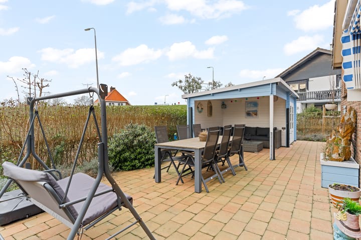 Foto 30 van Aelbrecht van Naaldwijklaan 45