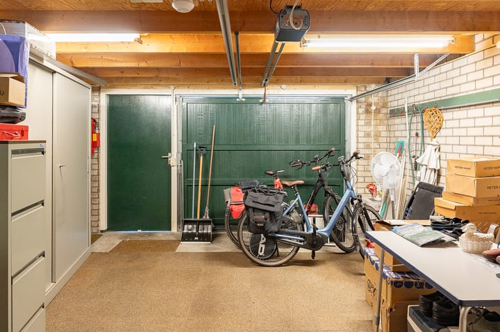 Foto 44 van Margrietlaan 2-A