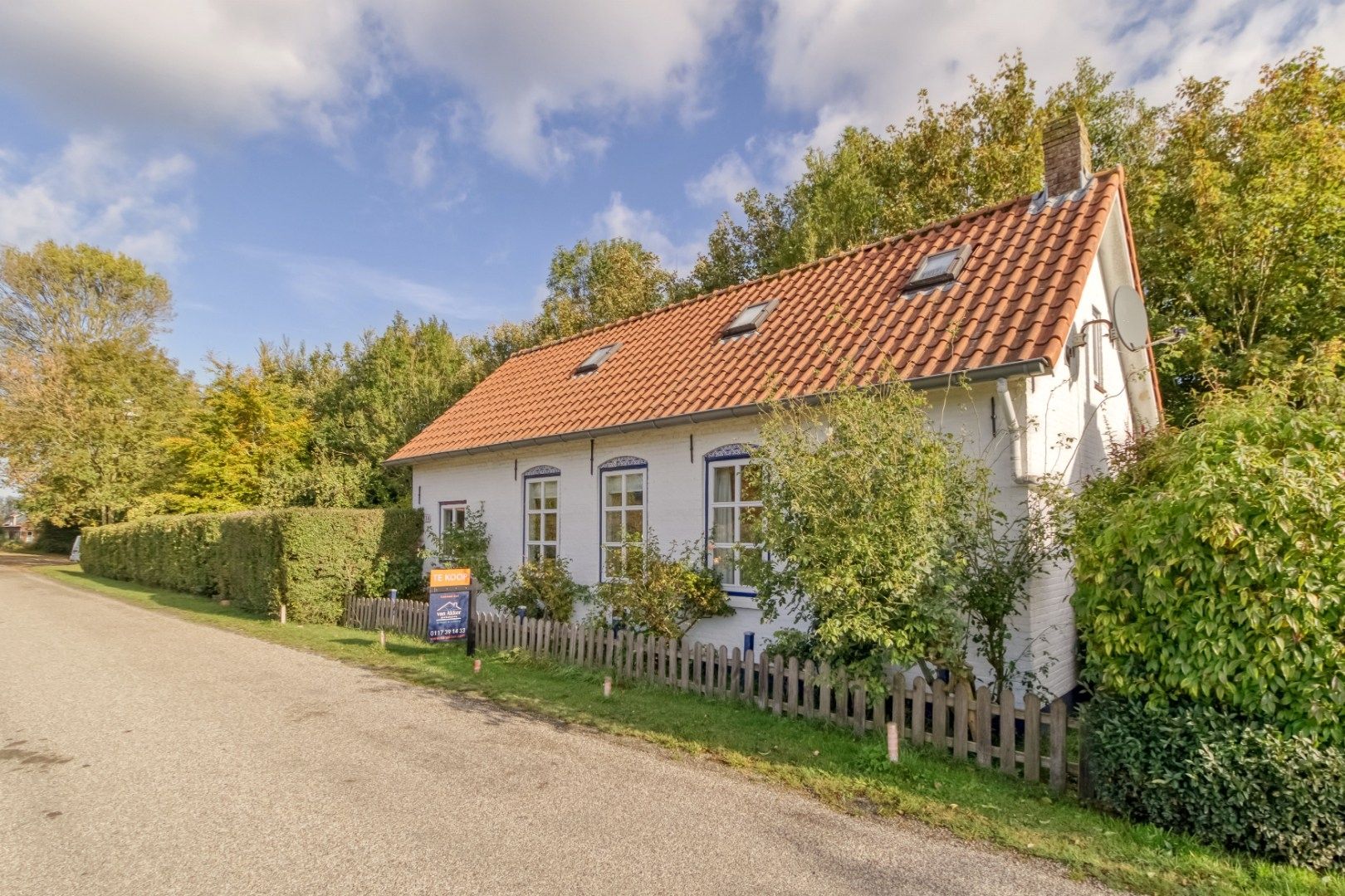 3-bedroom freehold villa in Nieuwvliet — photo 1 of 5