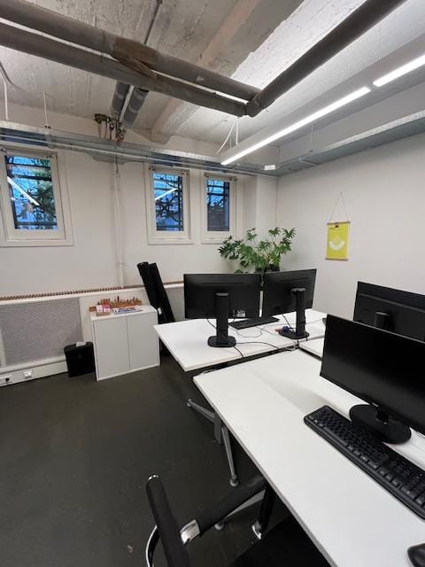 View photo 1 of Parklaan 8