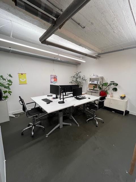 View photo 4 of Parklaan 8