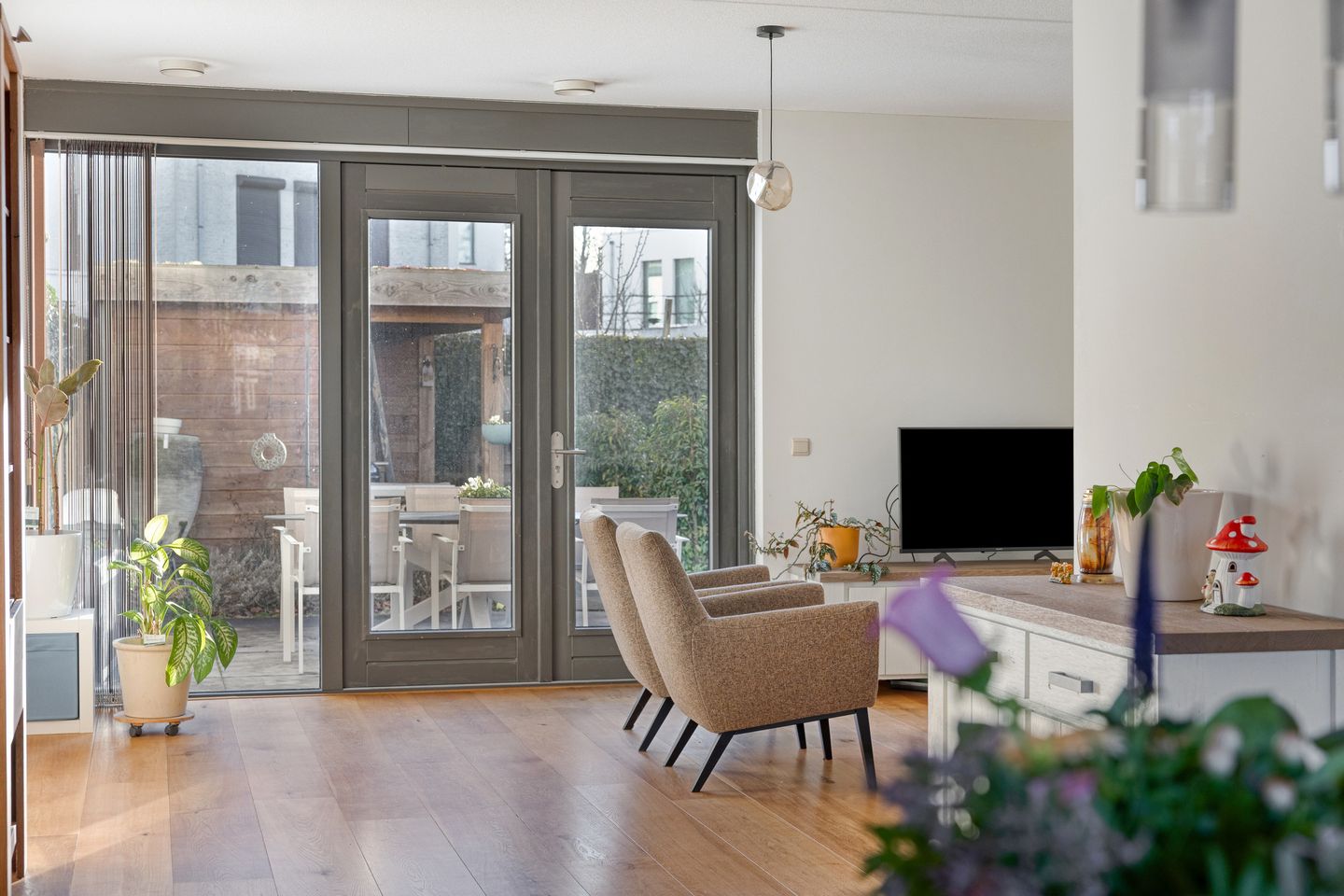 Photo 14 of Verschuurstraat 12