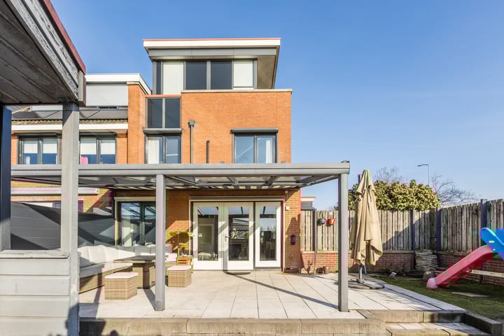 Foto 2 van Kristallaan 3