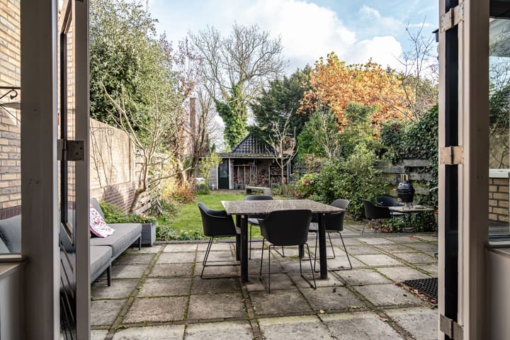 Foto 11 van Teding van Berkhoutlaan 41