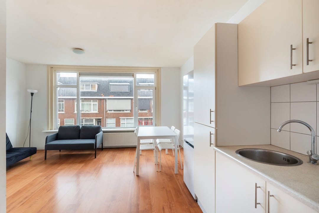 Photo 2 of Bas Jungeriusstraat 118-B01