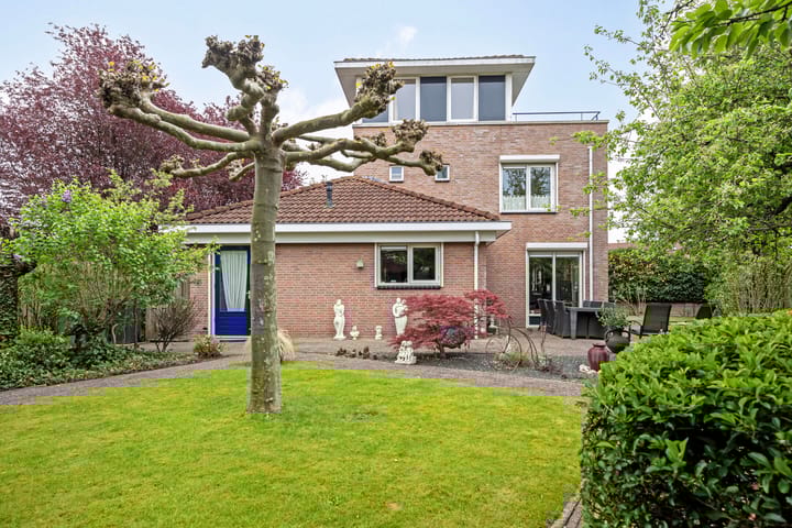 Photo 2 of Juttepeer 13