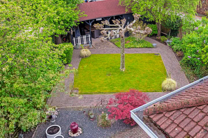 Photo 38 of Juttepeer 13