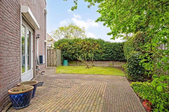 Photo 39 of Juttepeer 13