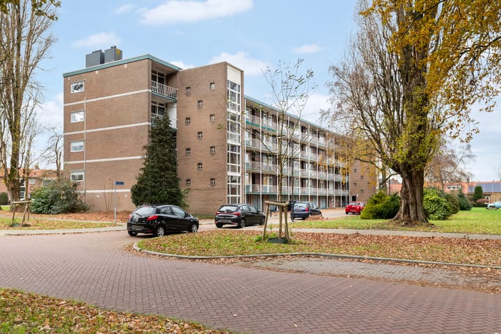 Photo 5 of Van Houtenstraat 48