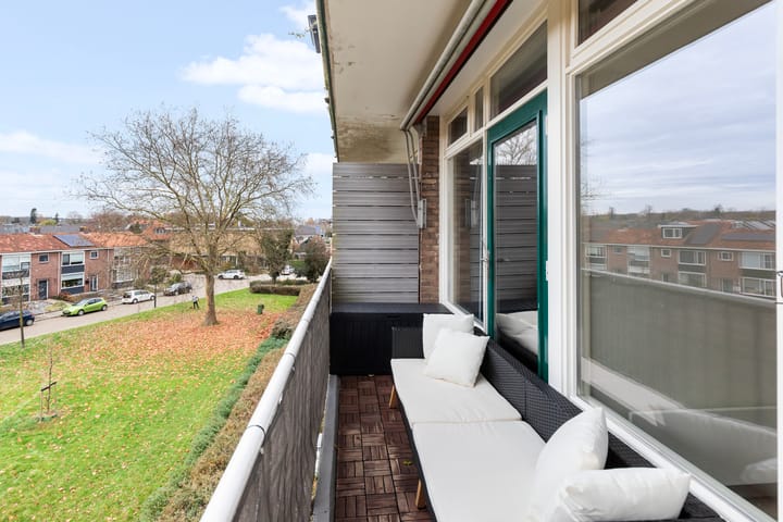 Photo 21 of Van Houtenstraat 48