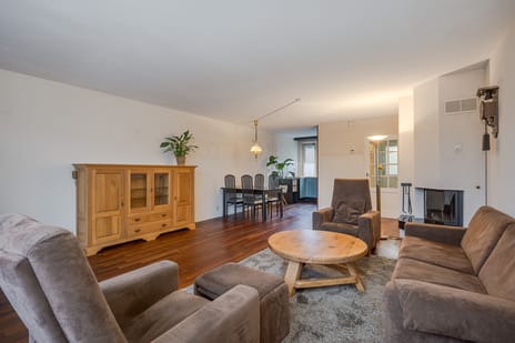 Carry Pothuiserf 25 tertiary image