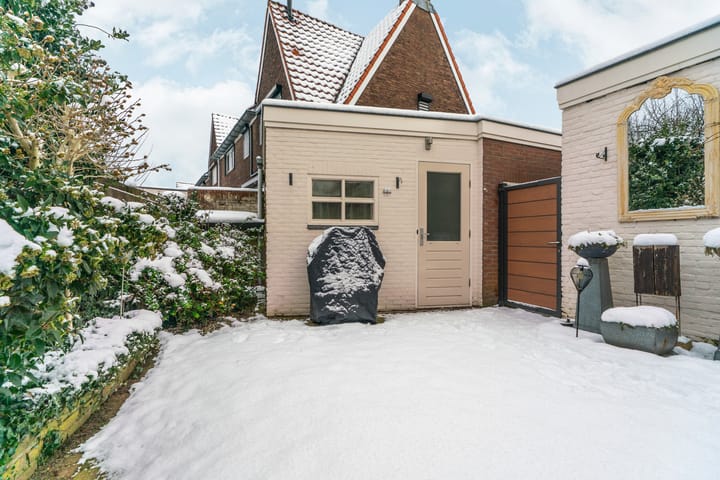 Foto 42 van Postdwarsweg 9