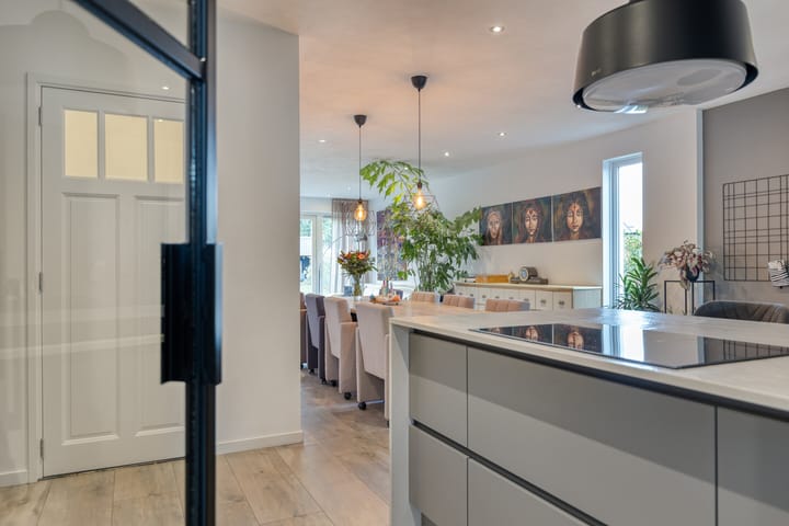 Photo 4 of Maasheseweg 57-A