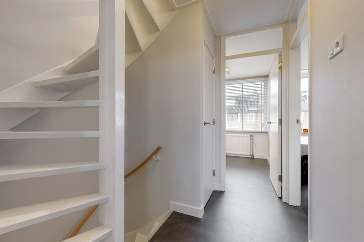 Foto 20 van van Poelgeestlaan 78