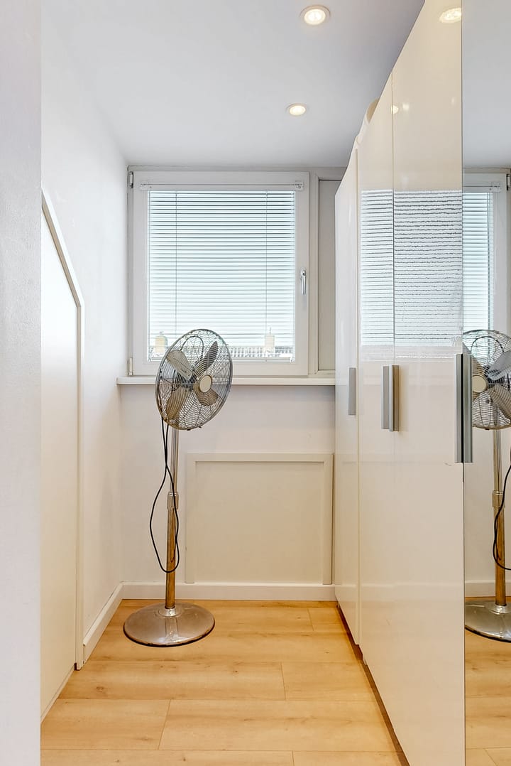 Foto 31 van van Poelgeestlaan 78