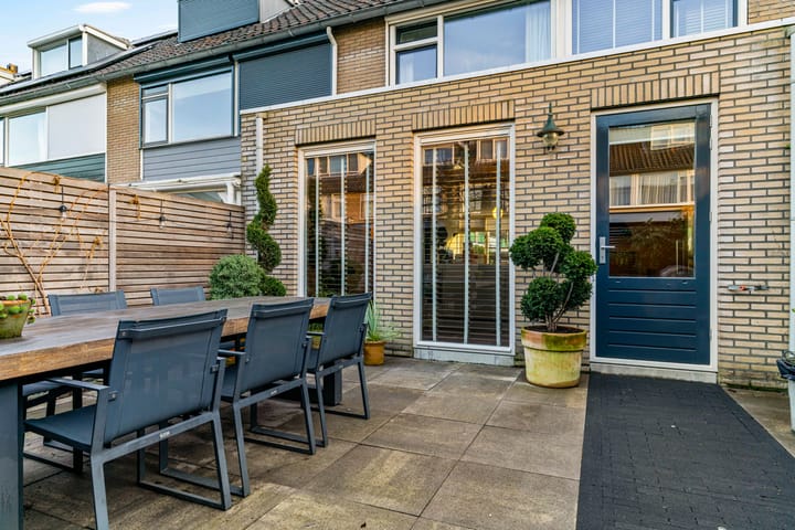 Foto 38 van van Poelgeestlaan 78