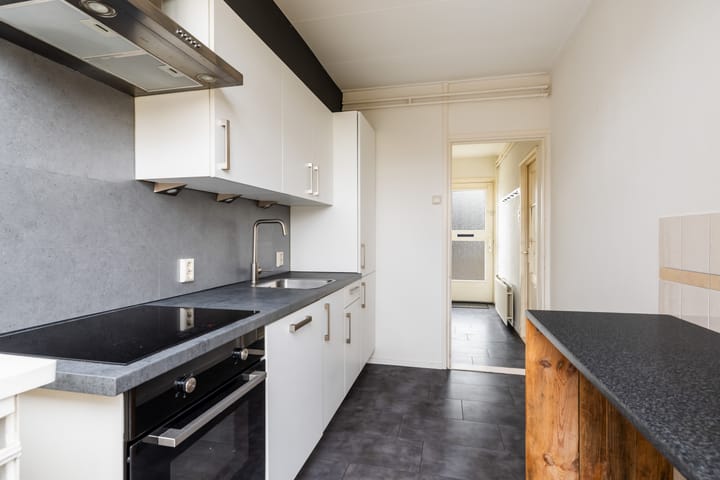 Foto 10 van Meester Mierasstraat 13