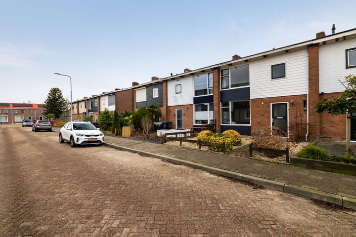 Foto 27 van Meester Mierasstraat 13