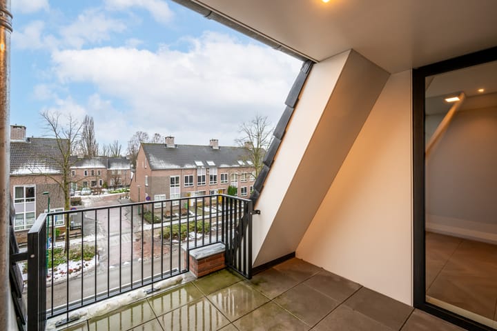 Photo 4 of 't Dorp 116-M