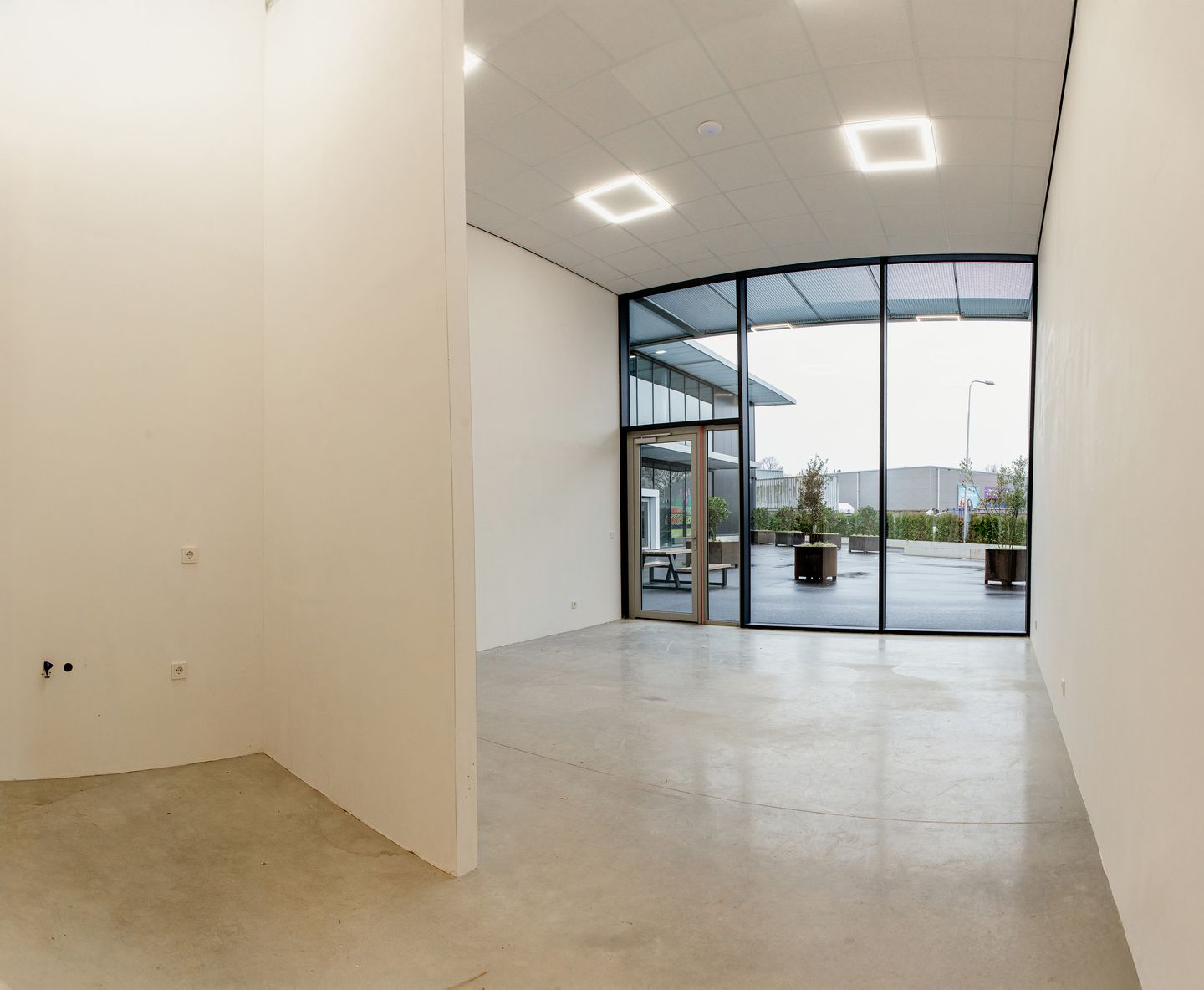 Bekijk foto 4 van Rijksweg Zuid 204