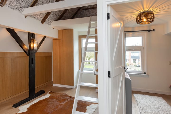 Photo 28 of Schoolstraat 8