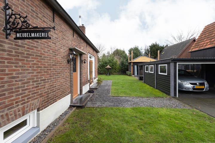 Photo 46 of Schoolstraat 8