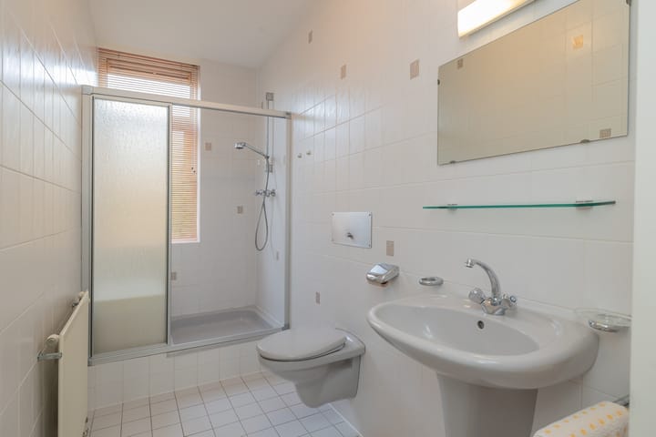 Foto 24 van Van Nispenpark 20