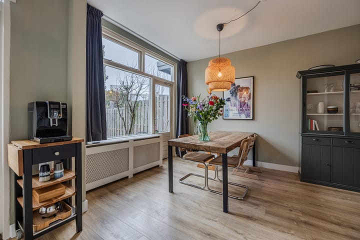 Foto 14 van De Vriesstraat 56