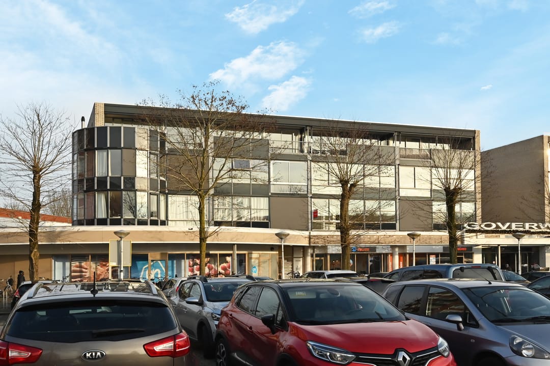 Photo 7 of Middenmolenplein 54