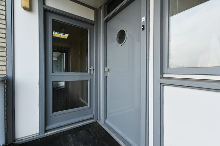 Foto 12 van Middenmolenplein 54