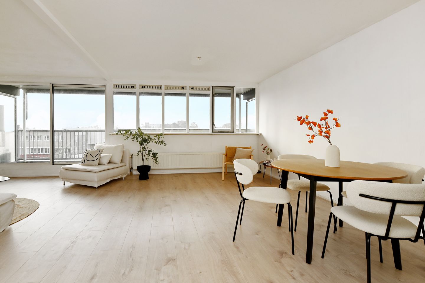 Photo 20 of Middenmolenplein 54