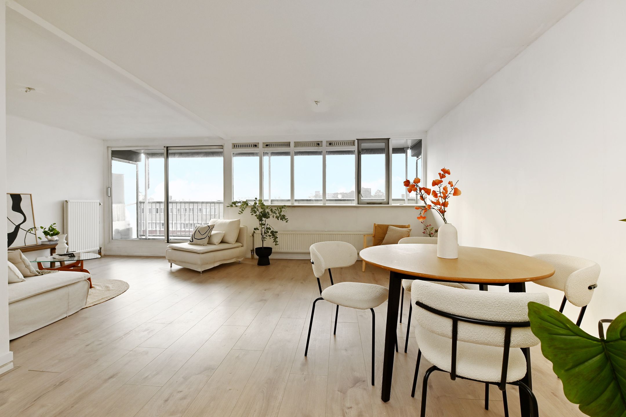 Photo 21 of Middenmolenplein 54