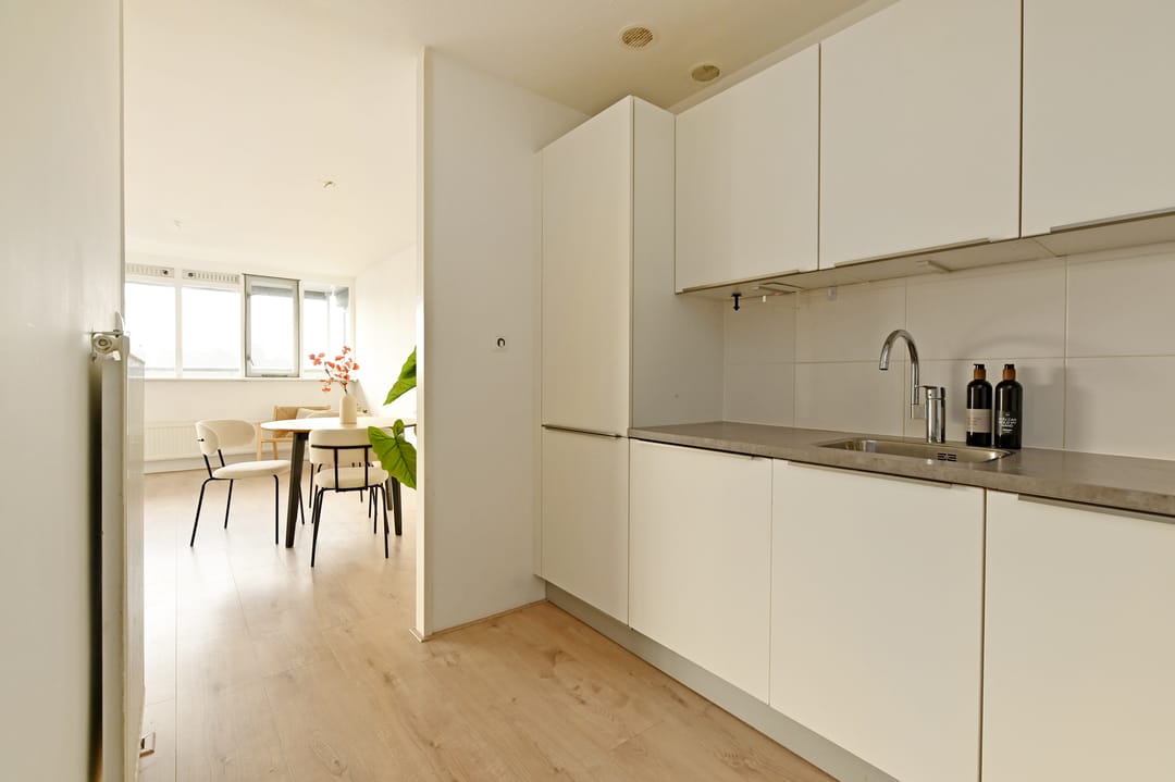 Photo 23 of Middenmolenplein 54