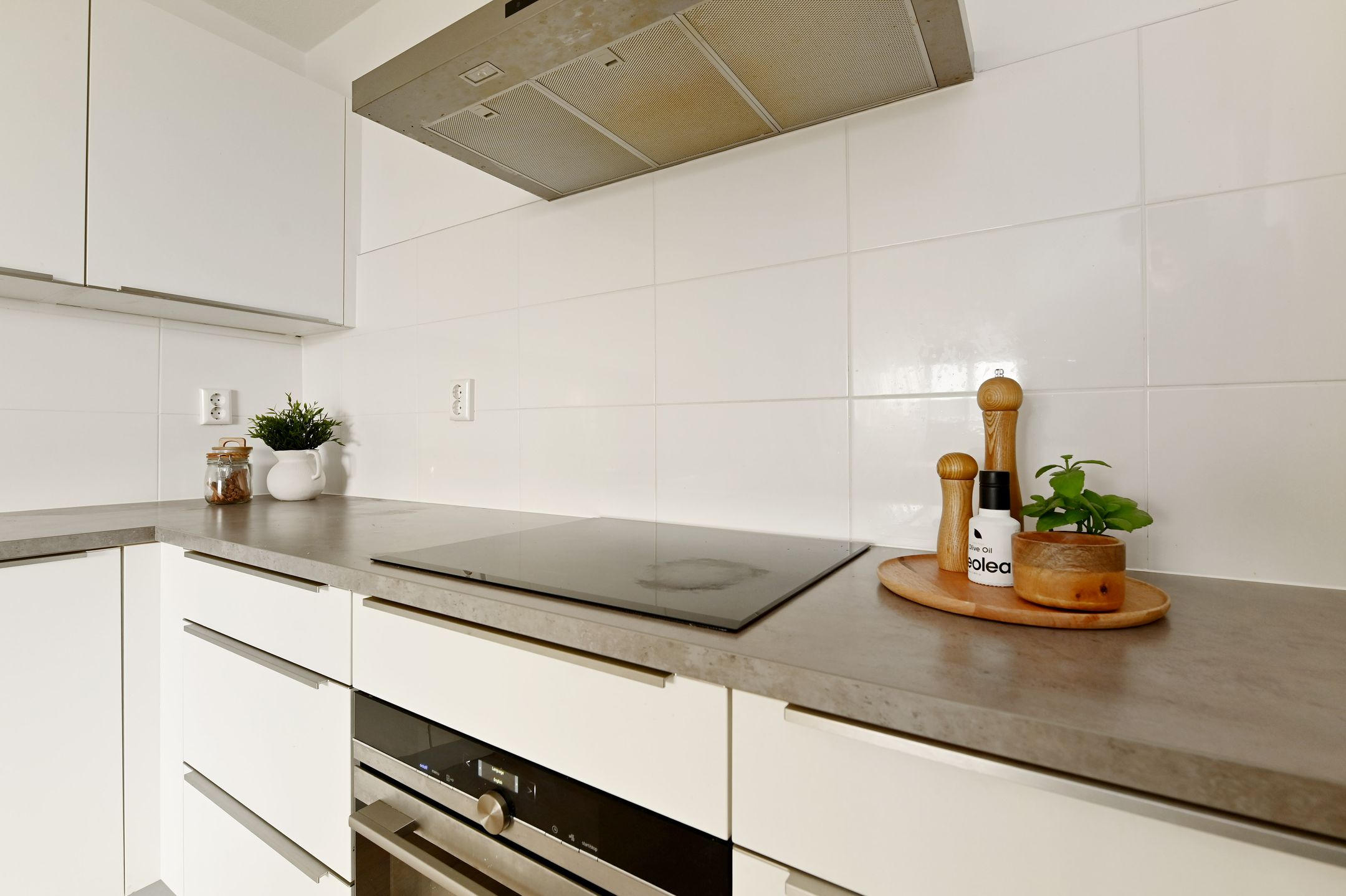 Photo 24 of Middenmolenplein 54