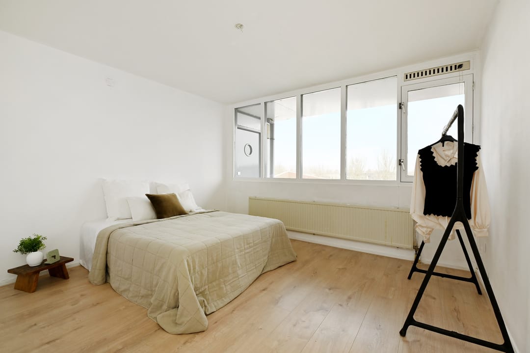 Photo 32 of Middenmolenplein 54