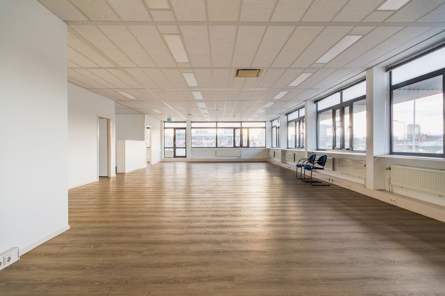 Bekijk foto 3 van Zichtenburglaan 16