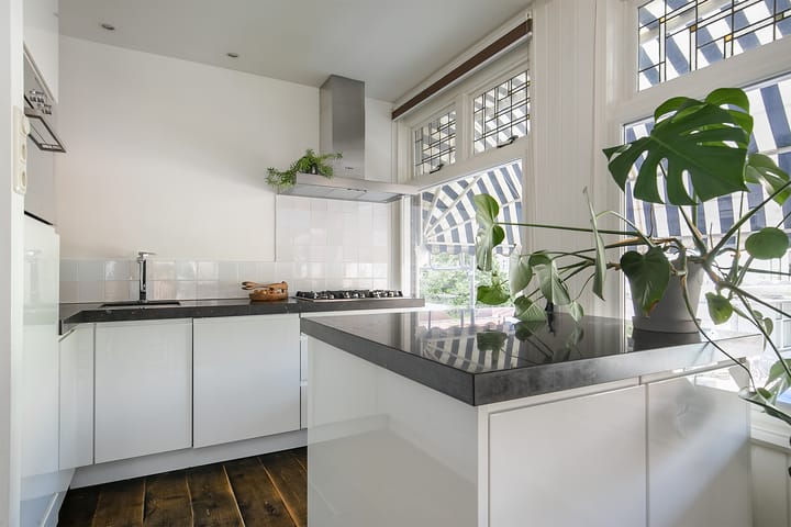 Foto 2 van Nolensstraat 34-A01