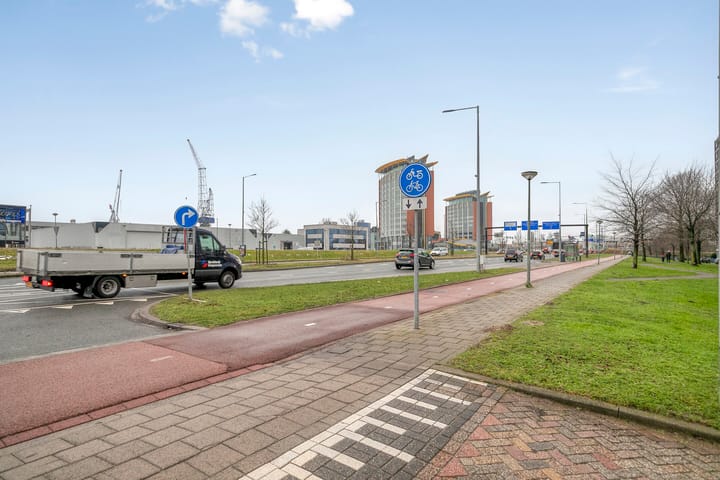 Foto 25 van Vlaardingerdijk 252