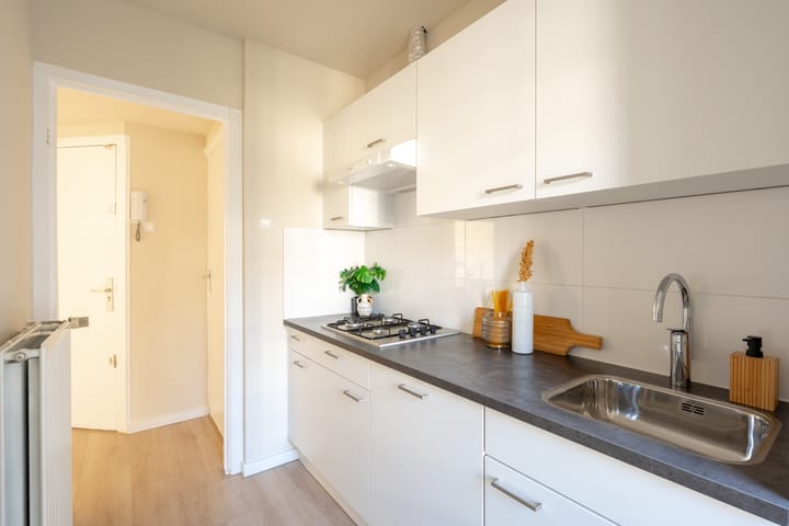 Foto 19 van James Cookstraat 36-2